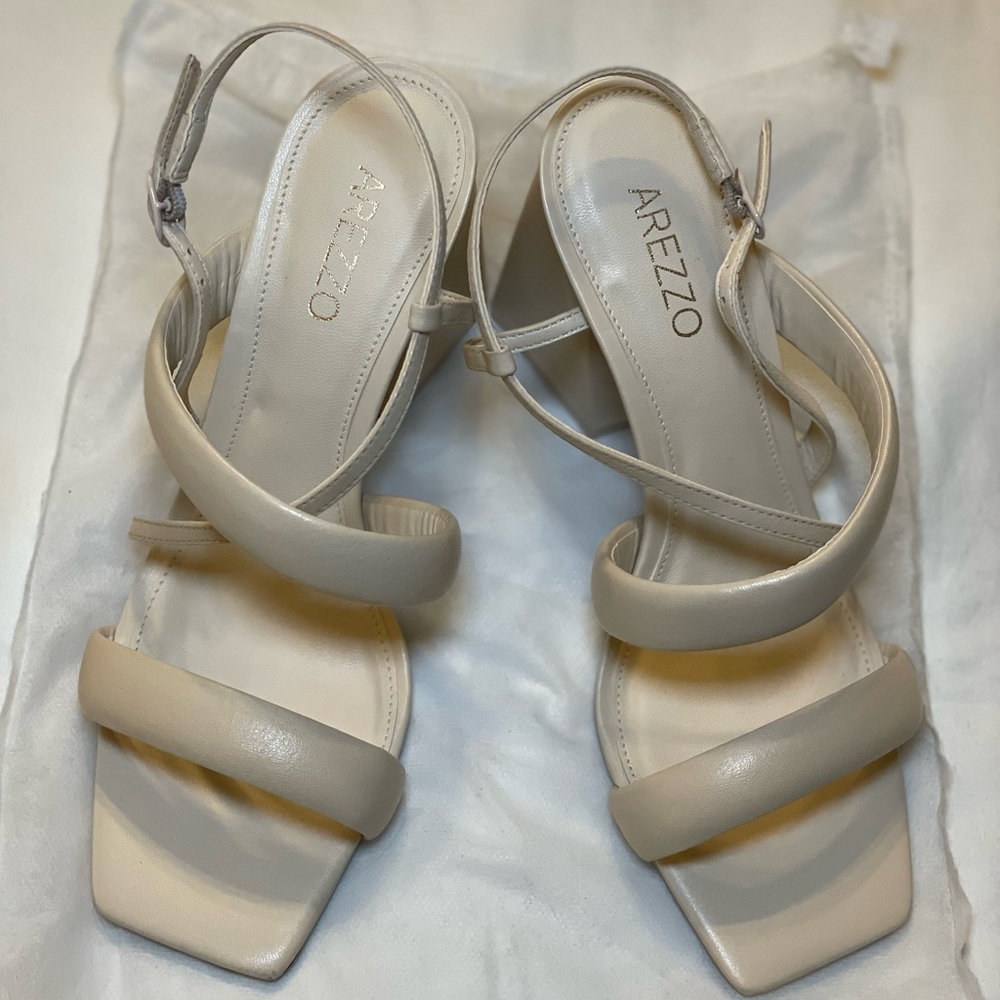 Arezzo - Off White - Size 6 - New